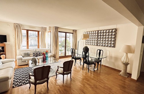 Necker Apartment | Appartement Moderne Parisien