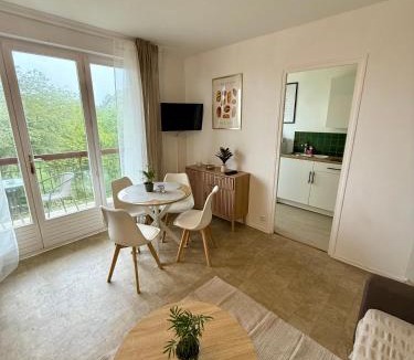 Evreux Apartment | Appartement moderne tout équipé