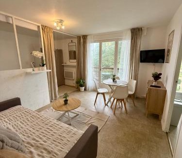 Evreux Apartment | Appartement moderne tout équipé