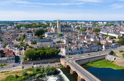 Nevers Apartment | Appartement Monferrat 3