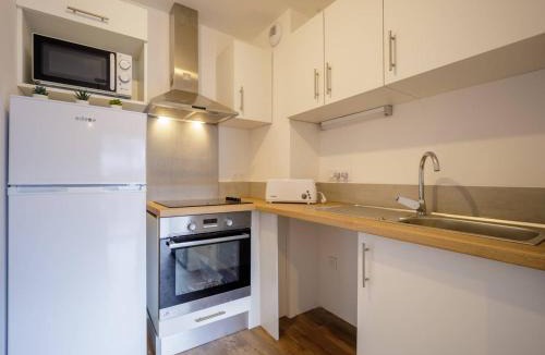 Peyragudes Apartment | Appartement Neuf à Loudenvielle - 6 pers, 2 ch, terrasse sud, proche télécabine et Balnéa - FR-1-695-12