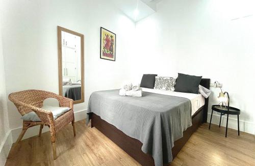 Santa Catalina Apartment | Appartement Neuf avec Rooftop 69 M2 - STAYINSEVILLE