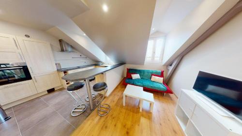 Saint-Charles du Port Apartment | Appartement neuf meublé 2 chambres proche des Docks