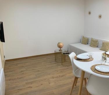 Manosque Apartment | APPARTEMENT OR