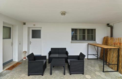 Domdidier Apartment | Appartement paisible avec terrasse