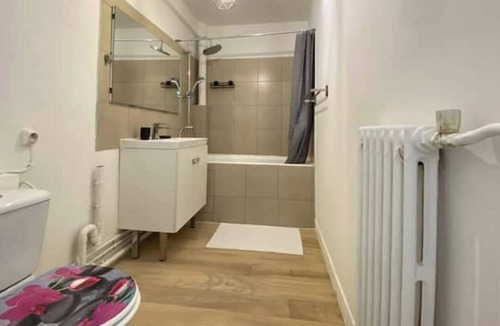 Chevilly-Larue Apartment | Appartement Paisible et Bien Situé Proche Aéroport Orly et Tramway Pour Paris