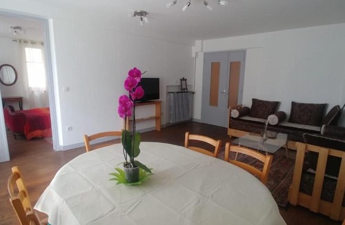 Figeac Apartment | Appartement Paisible