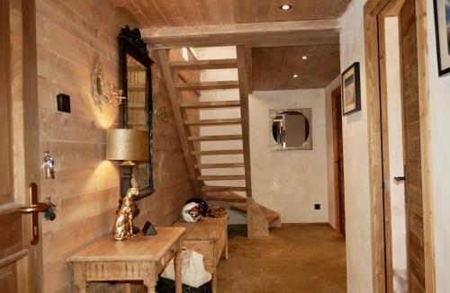 Demi-Quartier Apartment | Appartement Panthère
