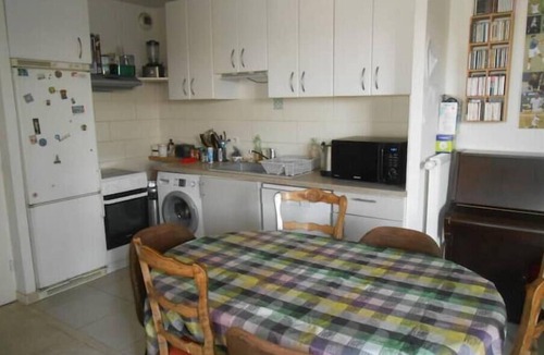 13th Arrondissement Apartment | Appartement Parisien Avec Jardinet ; Nombreux Transports en Commun