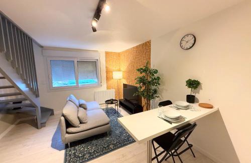 Onet-le-Chateau Apartment | Appartement, Parking, WIFI,