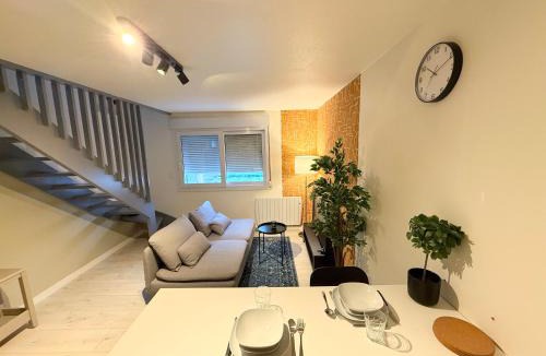 Onet-le-Chateau Apartment | Appartement, Parking, WIFI,