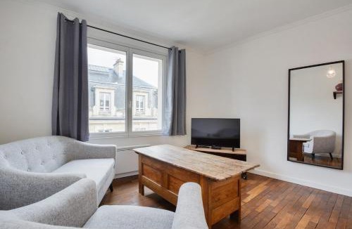 Saint Nicolas - Charles III - Ville vieille - Trois Maisons - Leopold Apartment | Appartement Place Stanislas 4eme
