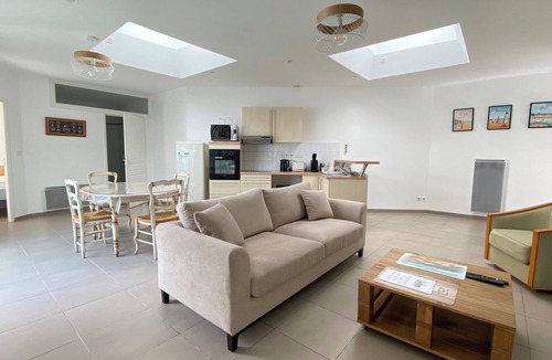 Etaples Apartment | Appartement Plain Pied Face Port