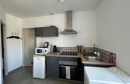 Vierzon Apartment | Appartement plein centre