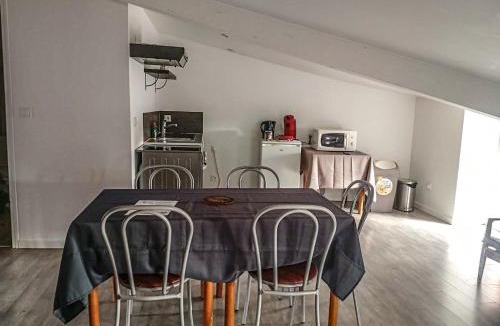 Clisson Apartment | Appartement plein de charme avec terrasse ensoleillée