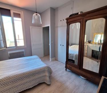 Amidonniers - Caffarelli Apartment | Appartement Pont des Catalans