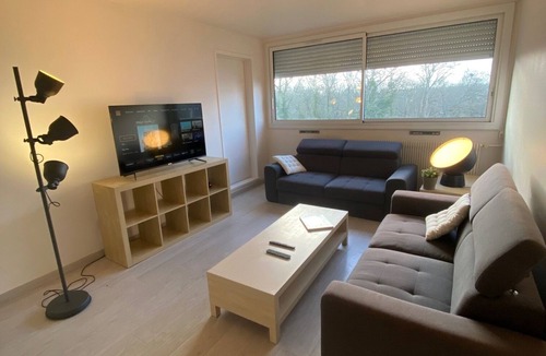 Cergy Apartment | Appartement Pour 4 à 5 Personnes Proximité RER A