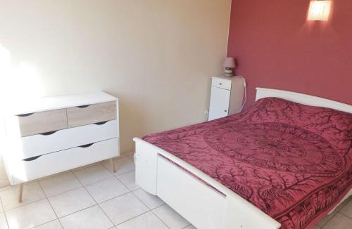 Marseillan Plage Apartment | Appartement près de la plage avec balcon et parking, idéal pour 6 personnes - FR-1-387-154