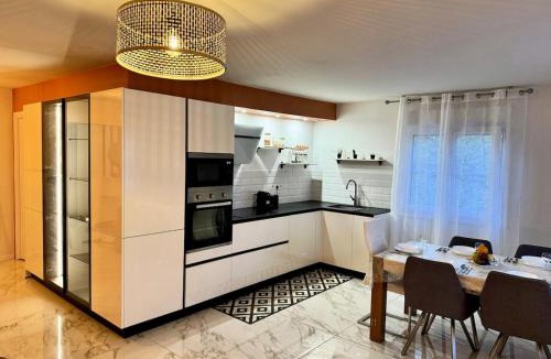 Antigone Apartment | Appartement Premium 4 Stars - Trigone