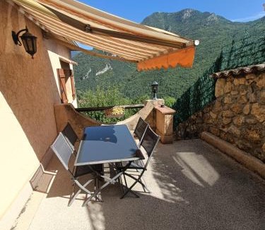 Utelle Apartment | Appartement privatisé dans maison