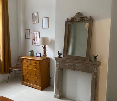 Montreuil-sur-Mer Apartment | Appartement proche des remparts et tous commerces.