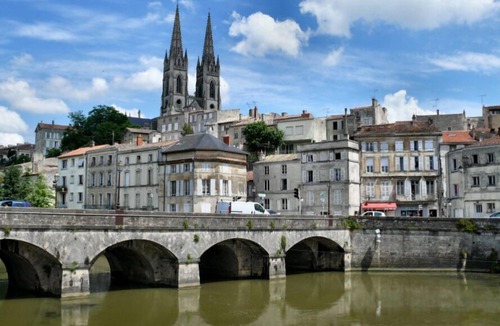 Saint-Florent Apartment | Appartement Proche Centre/gare