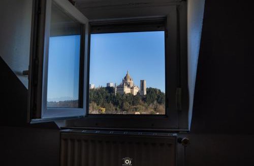 Lisieux Apartment | Appartement proche gare, vue Basilique, parking