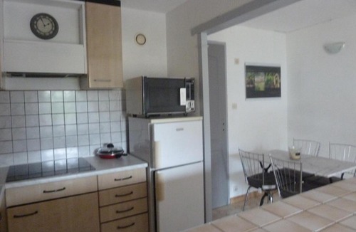 Lezignan-Corbieres Apartment | Appartement quartier résidentiel 1 Chambre
