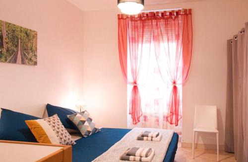 Saint-Serge Apartment | Appartement quartier NEY 3 personnes