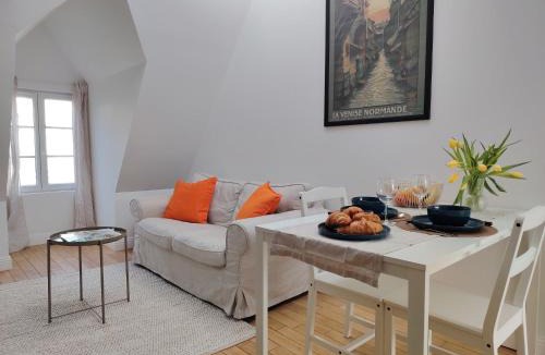 Pont-Audemer Apartment | Appartement rénové centre Pont-Audemer-calme, Wi-Fi, proche Honfleur