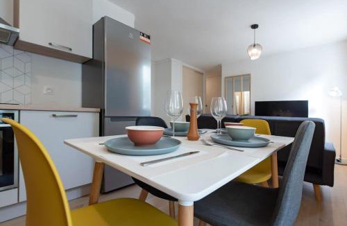 Leon Blum - Bon Coin Apartment | Appartement rénové pour 6 avec parking