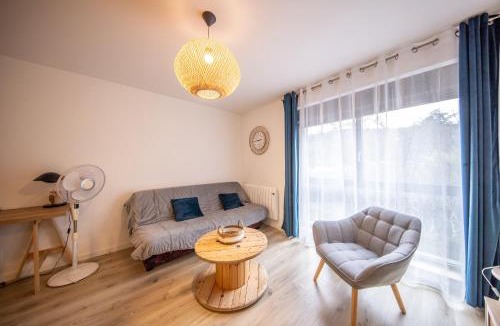 Houdemont Apartment | Appartement rénové totalement - Vue sur jardin - 52 m²