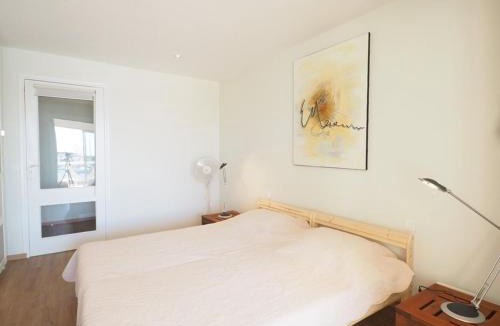 La Grande-Motte Apartment | Appartement rénové avec clim, vue mer - 5 pers. - FR-1-874-12