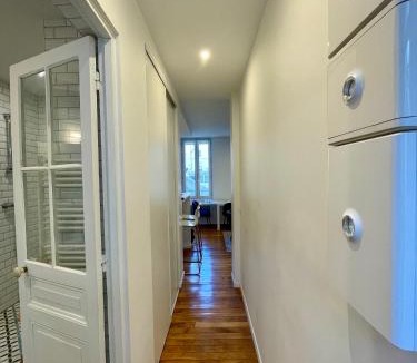 Saint-Thomas-d'Aquin Apartment | Appartement Raspail St germain Paris