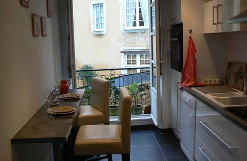 Republique Apartment | Appartement Relais Saint Pavin