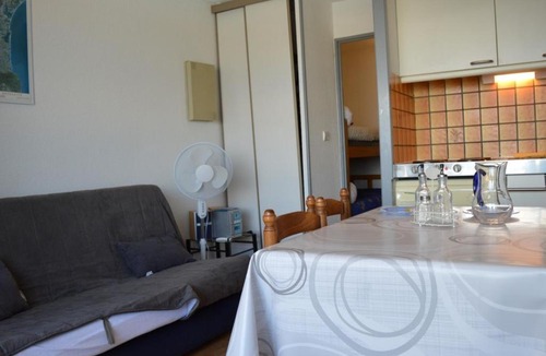 Saint-Cyprien Plage Apartment | Appartement Saint-Cyprien, 2 pièces, 6 personnes - FR-1-225D-67