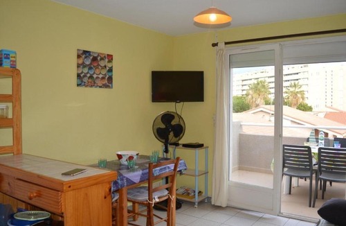 Saint-Cyprien Plage Apartment | Appartement Saint-Cyprien, 2 pièces, 4 personnes - FR-1-225D-85