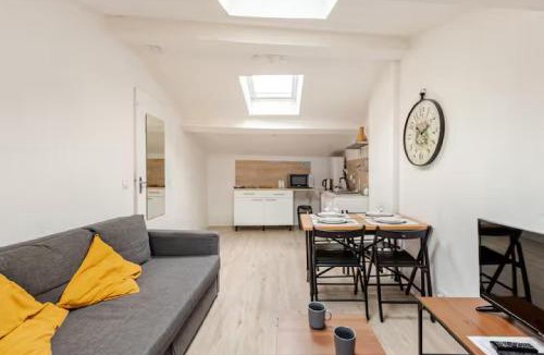 Revel Apartment | Appartement "Sacha" au calme en Hypercentre de Revel