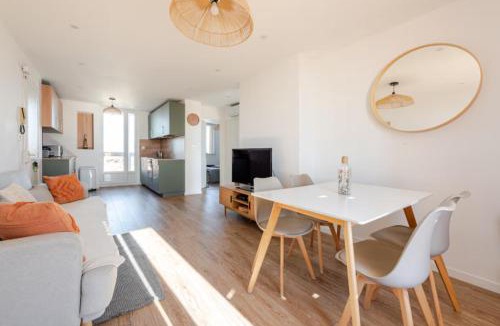 Saint-Lazare Apartment | Appartement Saint Charles