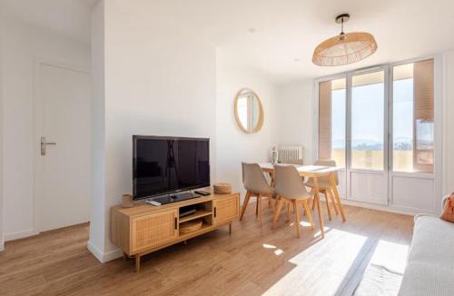 Saint-Lazare Apartment | Appartement Saint Charles