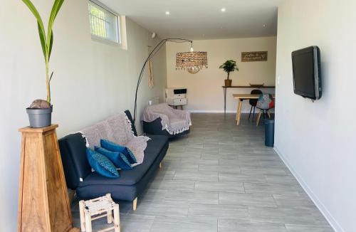 Aiguelèze Apartment | appartement saint juery
