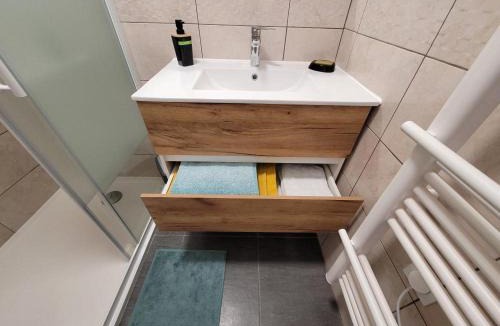 Salbris Apartment | Appartement Salbris- Parking Gratuit