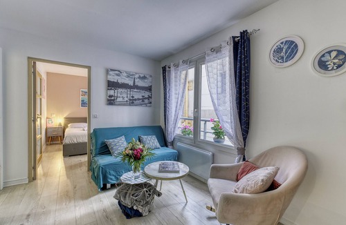 Levallois-Perret Apartment | Appartement Scandi - Welkeys