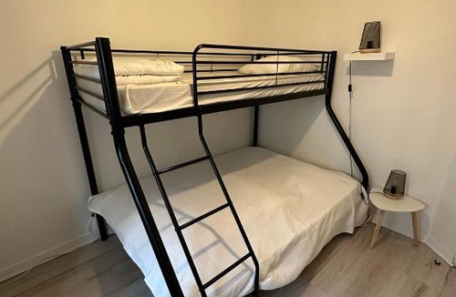 Bagneres-de-Bigorre Apartment | Appartement spacieux - proche centre et therme
