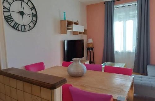 Lezignan-Corbieres Apartment | Appartement spacieux à Lézignan-Corbières de 75 m²
