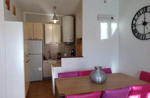 Lezignan-Corbieres Apartment | Appartement spacieux à Lézignan-Corbières de 75 m²