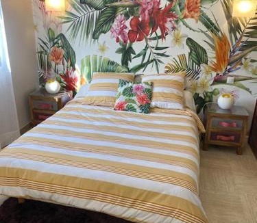 Cases-de-Pene Apartment | Appartement spacieux, climatisé, parking privé, wifi et vue imprenable