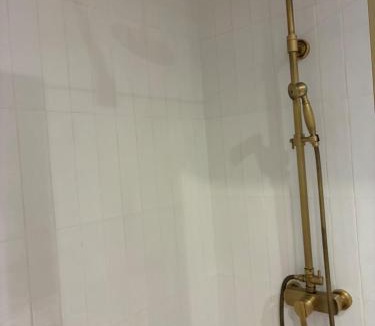 Downtown Angers Apartment | Appartement spacieux 8 pers - Coeur d'Angers - Balcon