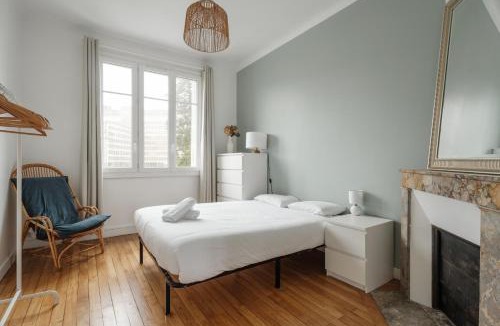 Madeleine-Champ de Mars Apartment | Appartement Spacieux et Lumineux en Centre-Ville