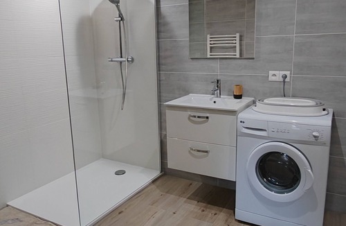 L'Hopital Apartment | Appartement Spacieux 75m2